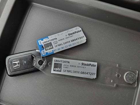 Used 2016 Honda Odyssey Touring image 36