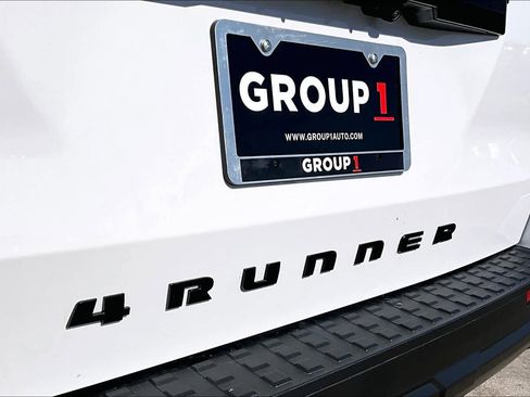 Used 2025 Toyota 4Runner SR5 image 29