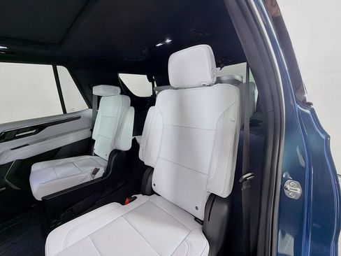 New 2026 Chevrolet Tahoe Premier AWD/4WD image 19