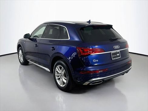 Certified 2023 Audi Q5 2.0T Premium w/ Convenience Package AWD/4WD image 3