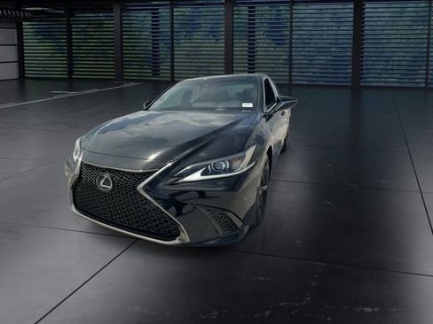 Certified 2022 Lexus ES 350 F Sport w/ Accessory Package 2 FWD image 4