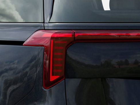 New 2026 Kia Carnival SX Prestige FWD image 11