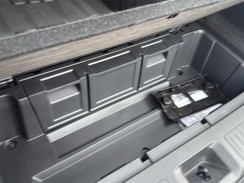 Certified 2025 INFINITI QX60 Luxe image 29