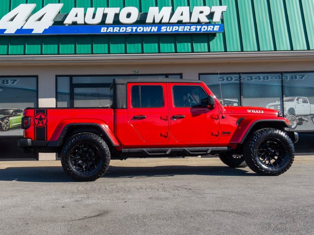 Used 2023 Jeep Gladiator Sport AWD/4WD image 2