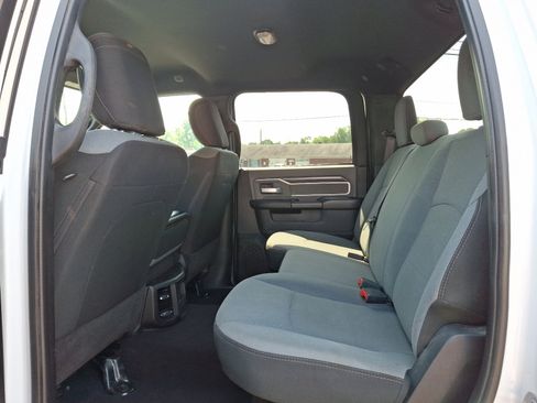 Used 2021 RAM 2500 Big Horn image 10