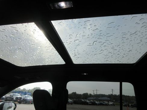 New 2026 Buick Enclave Avenir w/ Super Cruise Package image 16