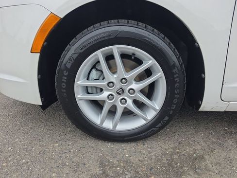 Used 2010 Mercury Milan image 25