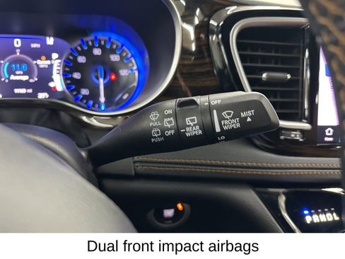 Used 2023 Chrysler Pacifica Pinnacle w/ Trailer Tow Group image 37