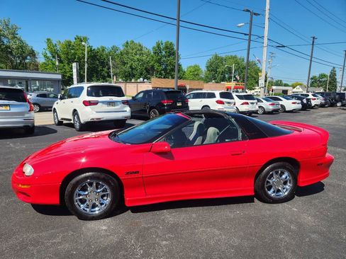 Used 2001 Chevrolet Camaro Z28 w/ Preferred Equipment Group 2 image 3