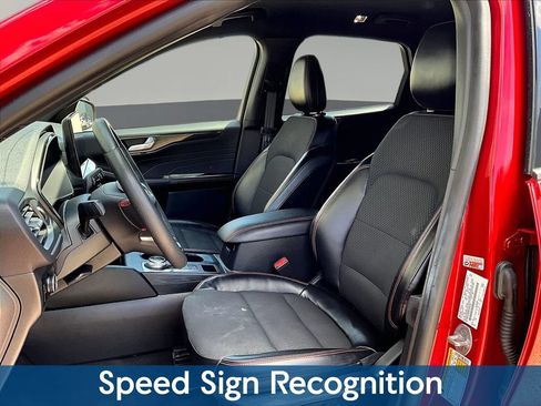 Used 2023 Ford Escape ST-Line Select AWD/4WD image 25