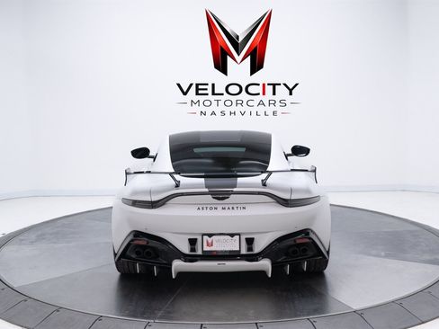 Used 2023 Aston Martin V8 Vantage Coupe RWD image 15