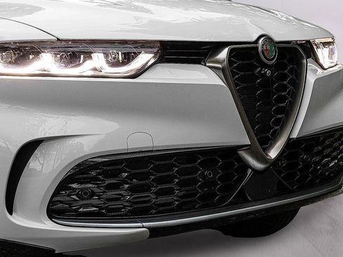Used 2024 Alfa Romeo Tonale Ti image 29
