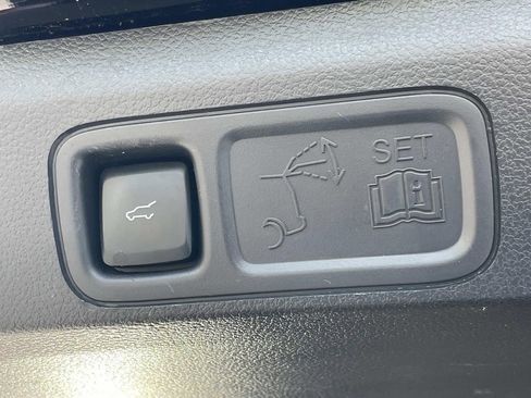 Used 2024 Ford Expedition Limited RWD image 14