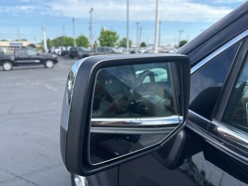 Used 2021 GMC Sierra 1500 SLT w/ SLT Premium Plus Package AWD/4WD image 15