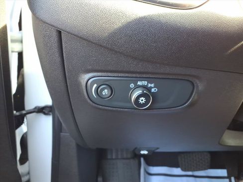 Used 2024 Chevrolet Equinox LT w/ LPO, Floor Liner Package FWD image 17