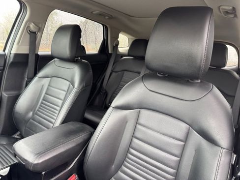 Used 2023 Kia Sportage SX image 12