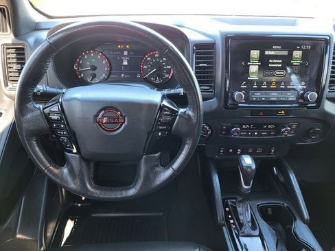 Used 2022 Nissan Frontier PRO-4X w/ Pro-4X Premium Package image 25