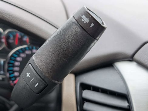 Used 2020 GMC Yukon XL SLT image 28