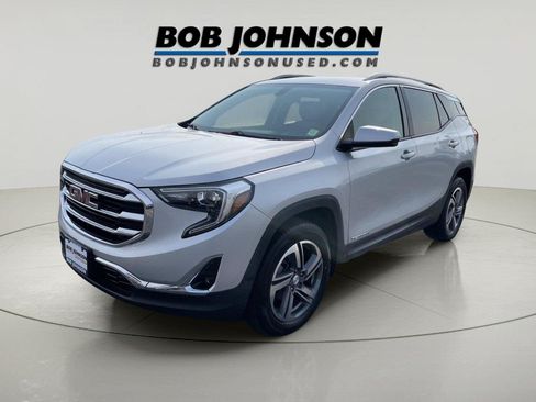 Used 2019 GMC Terrain SLT w/ Preferred Package AWD/4WD image 3