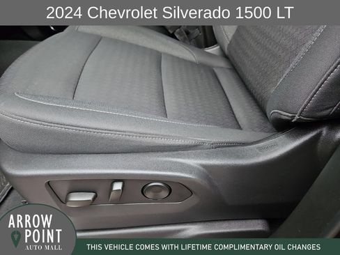 Used 2024 Chevrolet Silverado 1500 LT w/ Z71 Off-Road Package AWD/4WD image 23