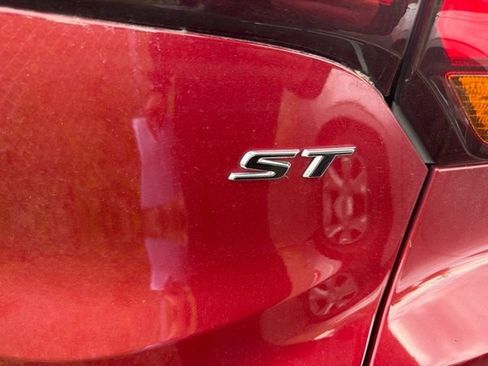 Used 2023 Buick Encore GX Select w/ Sport Touring Package FWD image 7