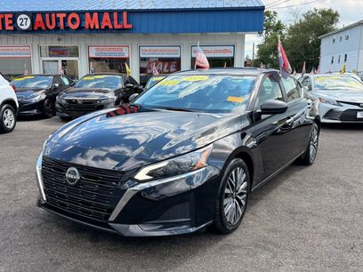 Used 2024 Nissan Altima 2.5 SV