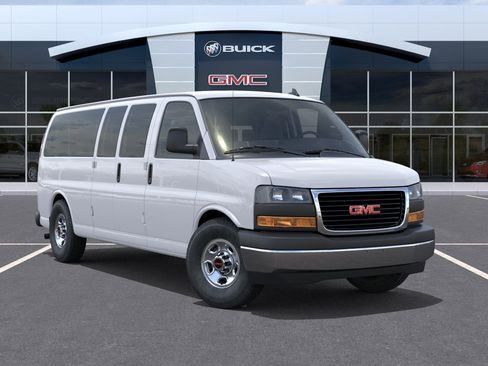 New 2026 GMC Savana 3500 LT RWD image 25