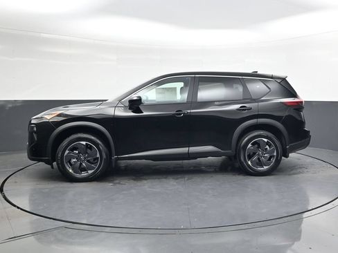 Certified 2026 Nissan Rogue SV FWD image 12