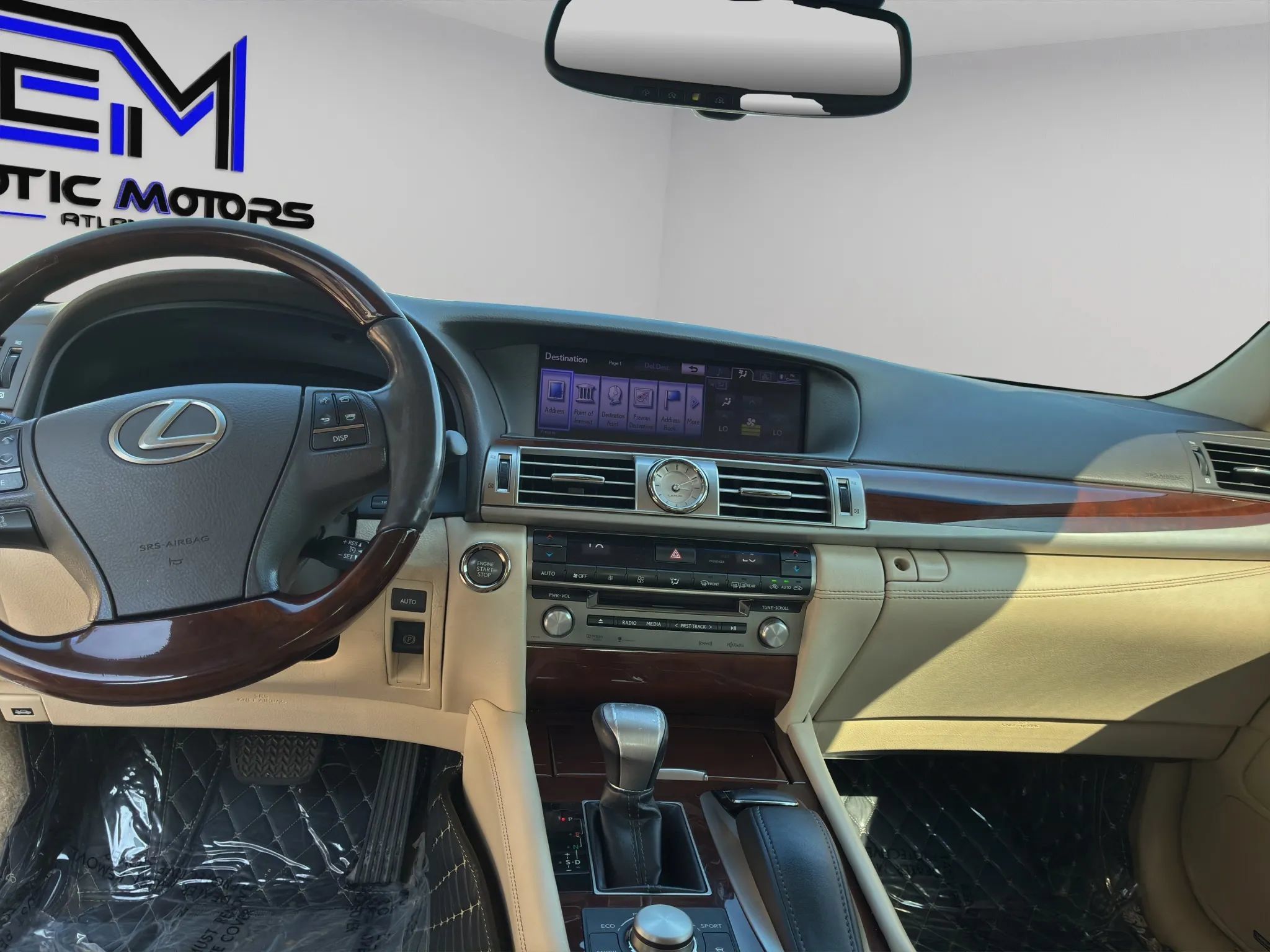 Used 2013 Lexus LS 460 AWD w/ Comfort Pkg image 15