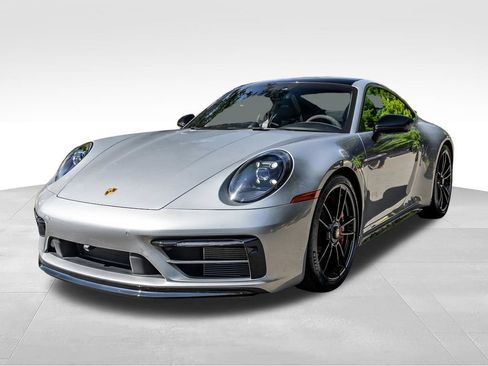 Used 2024 Porsche 911 Carrera GTS RWD image 12
