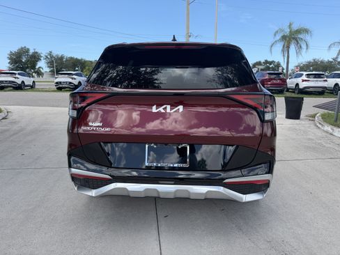 Certified 2024 Kia Sportage SX FWD image 5