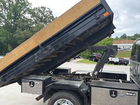 Used 2023 Ford F550 4x4 SuperCab Super Duty image 38