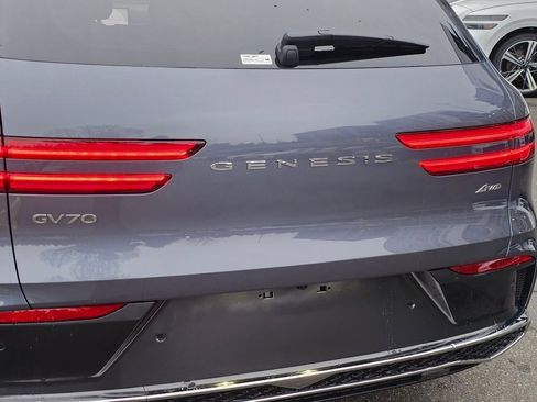 New 2026 Genesis GV70 2.5T Advanced image 25