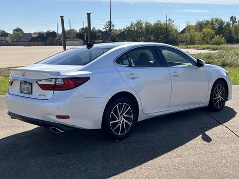 Used 2017 Lexus ES 350 image 6