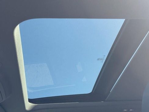 Used 2021 Ford Explorer Limited w/ Equipment Group 301A image 28