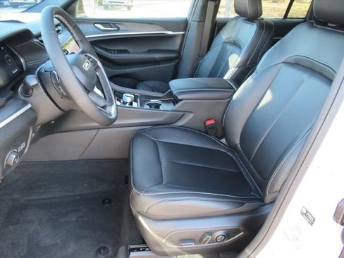 New 2026 Jeep Grand Cherokee Limited AWD/4WD image 16