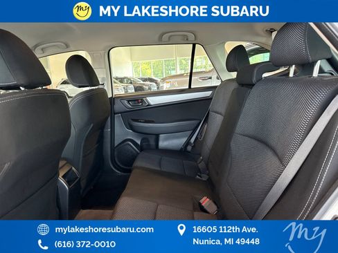 Used 2019 Subaru Outback 2.5i AWD/4WD image 24