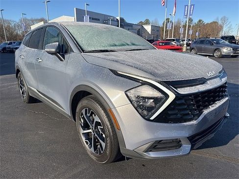 Used 2023 Kia Sportage EX image 7