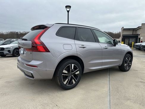 New 2026 Volvo XC60 B5 Plus w/ Climate Package image 7