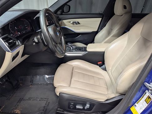 Used 2020 BMW 330i Sedan w/ M Sport Package image 12