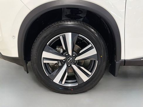 Used 2023 Nissan Rogue SL w/ SL Premium Package AWD/4WD image 35