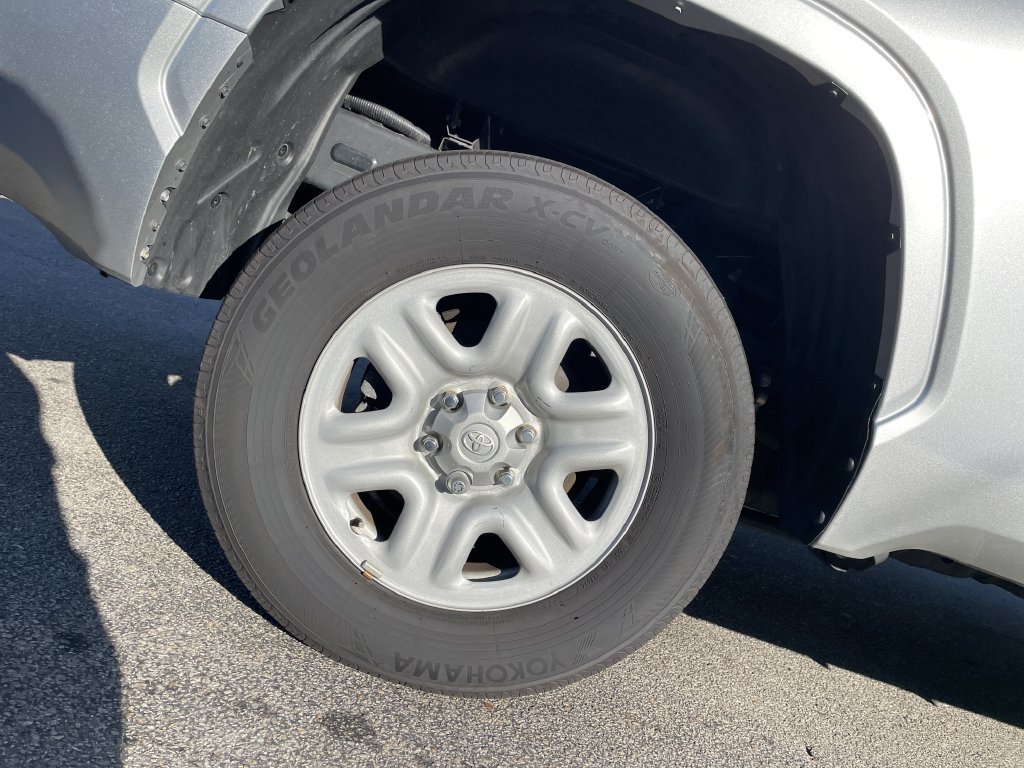 Certified 2025 Toyota Tundra SR AWD/4WD image 12