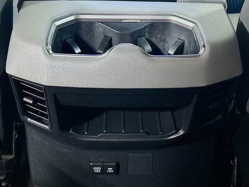 Used 2025 Toyota Tundra Limited image 22