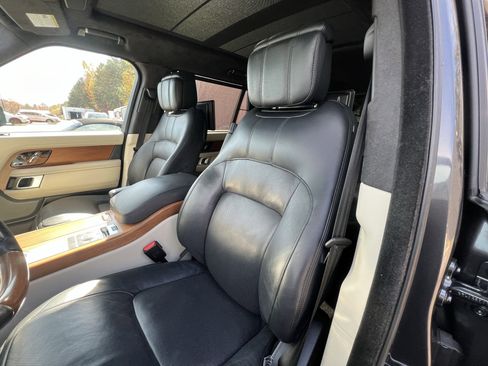 Used 2021 Land Rover Range Rover Long Wheelbase Autobiography image 12