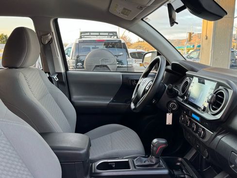 Used 2023 Toyota Tacoma SR AWD/4WD image 10