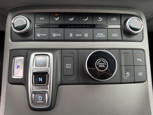 Used 2023 Hyundai Palisade SE image 43