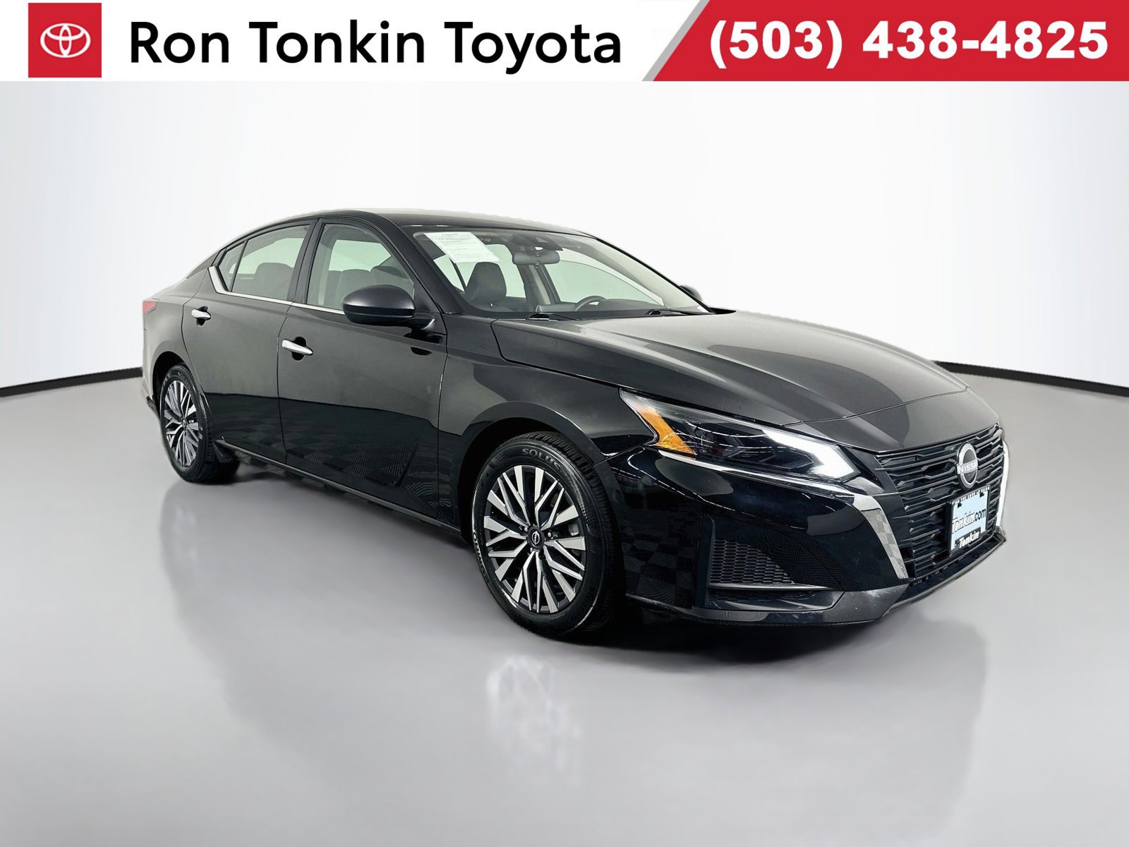 Used 2025 Nissan Altima 2.5 SV FWD image 1