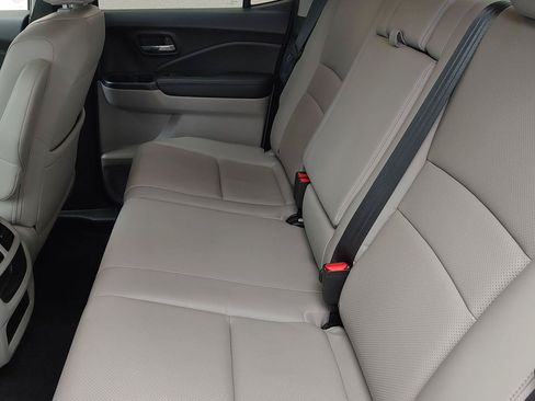 Used 2017 Honda Ridgeline RTL-E image 25