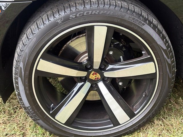 Used 2022 Porsche Macan S AWD/4WD image 32