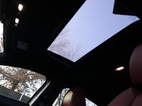 Certified 2025 MAZDA MAZDA3 Carbon image 41